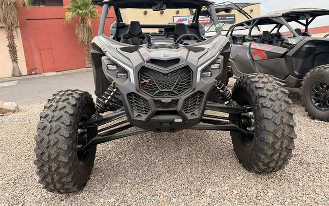 2026 Can-Am Maverick X3 X Rs Turbo RR Triple Black_4.5 In