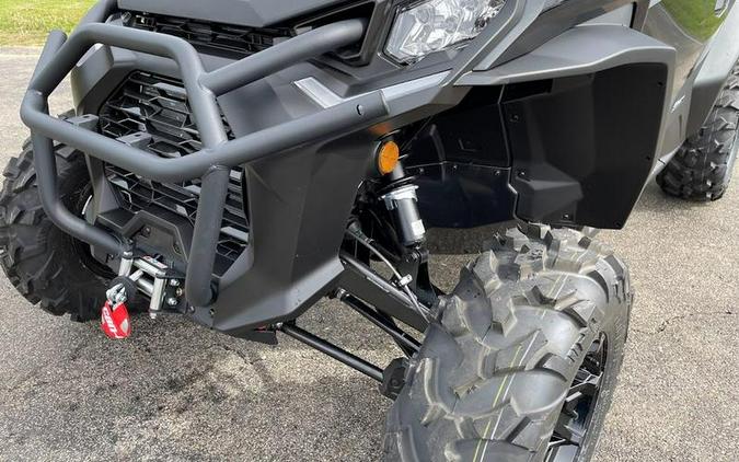 2024 Can-Am® Commander XT 700