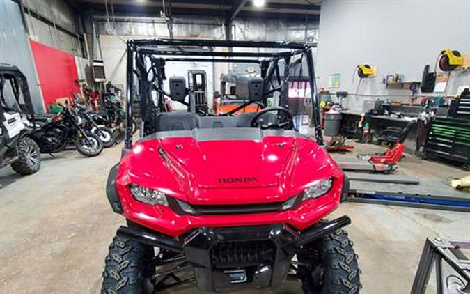 2024 Honda Pioneer 1000-5 Deluxe