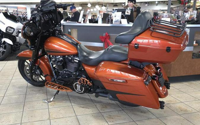 2019 Harley-Davidson® FLHXS - Street Glide® Special