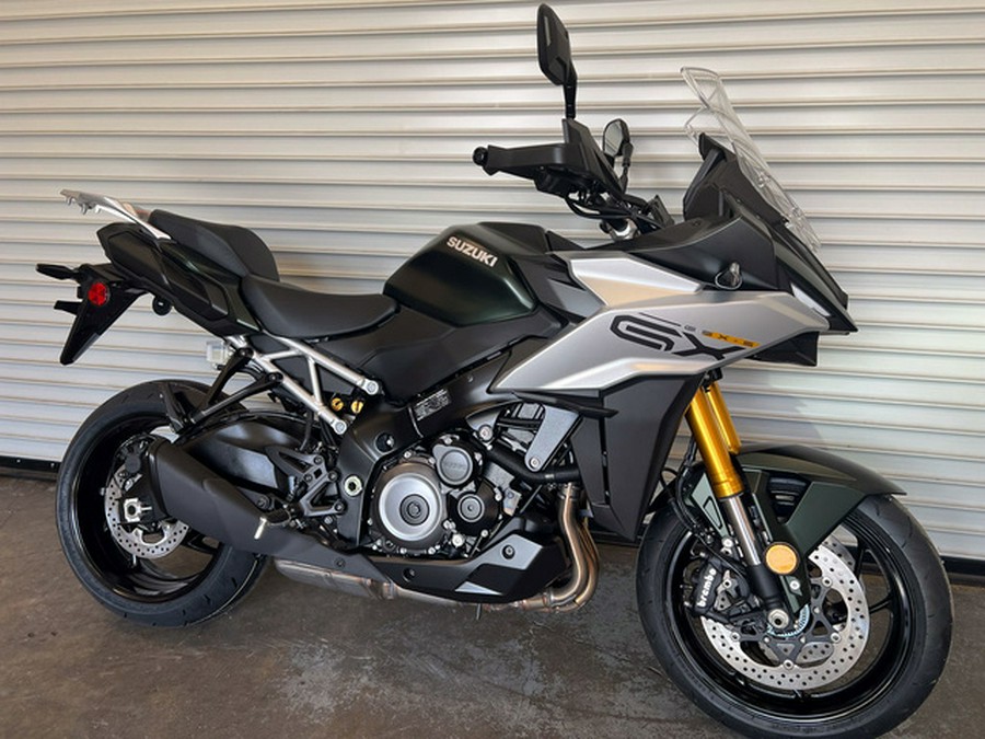 2024 Suzuki GSX-S 1000GX Plus
