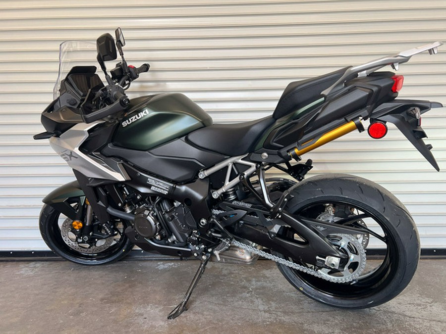 2024 Suzuki GSX-S 1000GX Plus