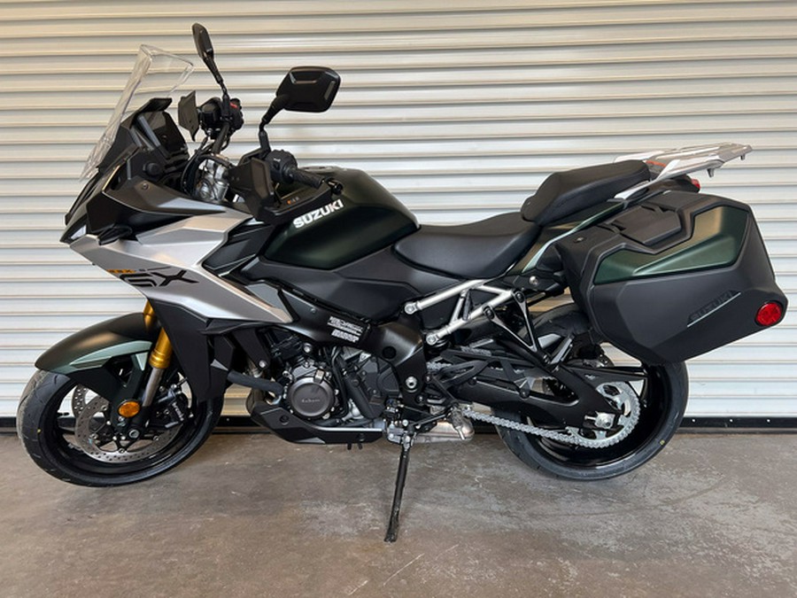 2024 Suzuki GSX-S 1000GX Plus