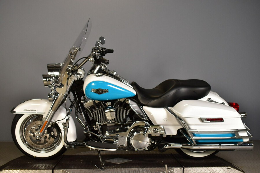 2016 Harley-Davidson Road King Classic FLHRC