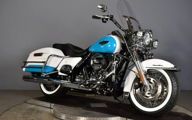 2016 Harley-Davidson Road King Classic FLHRC