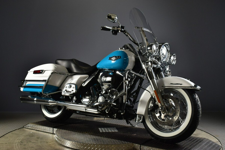 2016 Harley-Davidson Road King Classic FLHRC