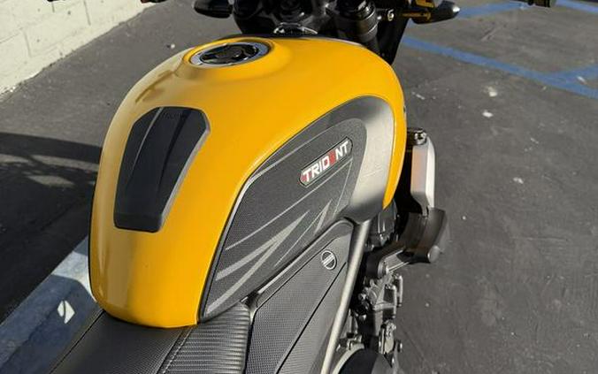 2023 Triumph Trident 660 Sapphire Black