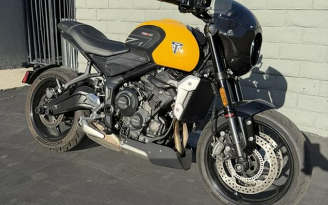2023 Triumph Trident 660 Sapphire Black
