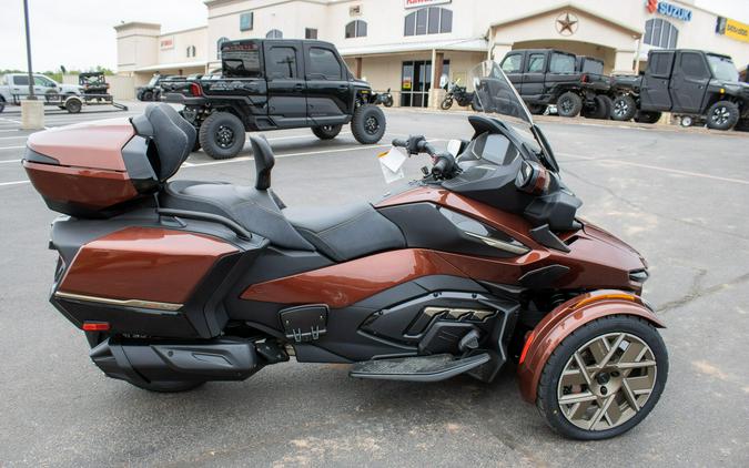 2026 CAN-AM SPYDER RT SEA-TO-SKY