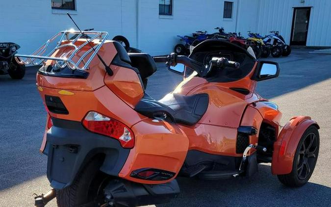 2019 Can-Am® Spyder® RT Limited Dark