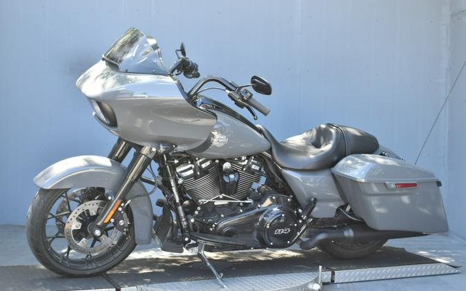 2022 Harley-Davidson Road Glide Special