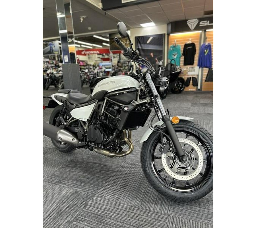 2024 Kawasaki Eliminator® ABS Pearl Robotic White