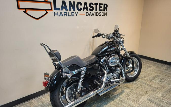 2014 Harley-Davidson 1200 Custom Vivid Black XL1200C