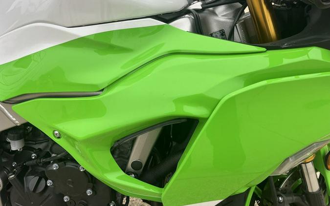 2024 Kawasaki Ninja ZX-6R 40th Anniversary Edition ABS