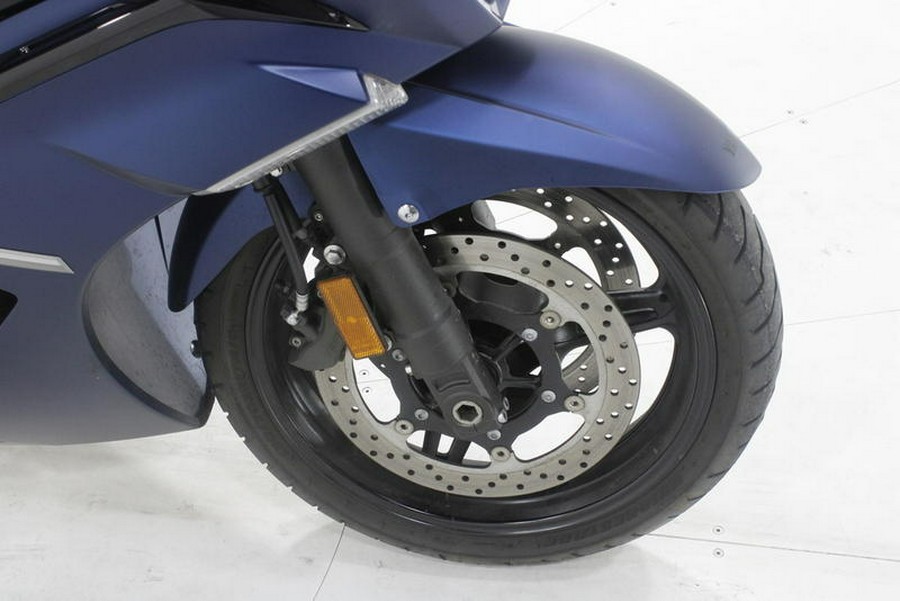 2018 Yamaha FJR1300A™