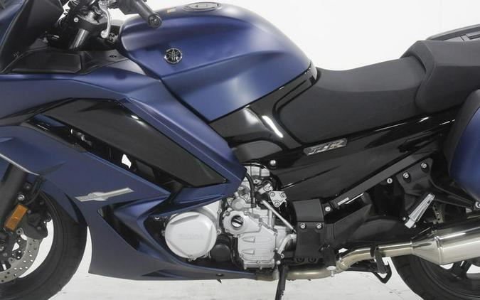 2018 Yamaha FJR1300A™
