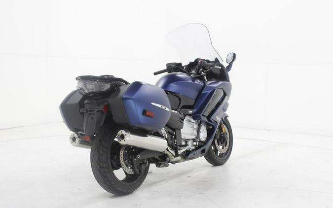 2018 Yamaha FJR1300A™