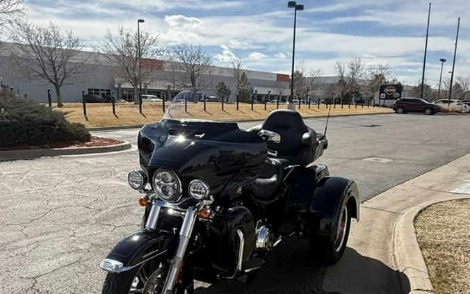 2022 Harley-Davidson® FLHTCUTG - Tri Glide® Ultra