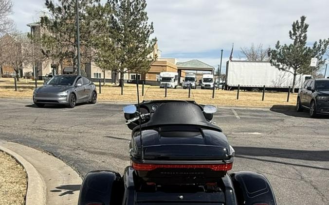 2022 Harley-Davidson® FLHTCUTG - Tri Glide® Ultra