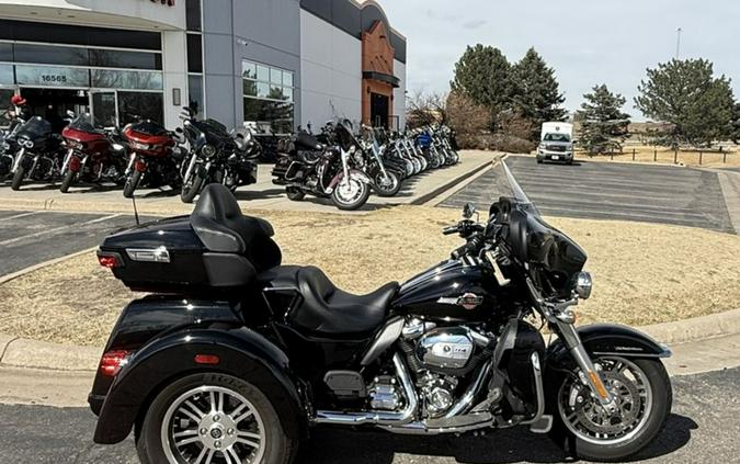 2022 Harley-Davidson® FLHTCUTG - Tri Glide® Ultra