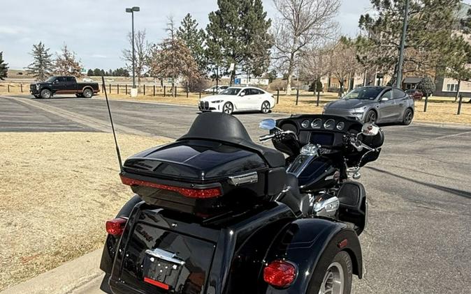2022 Harley-Davidson® FLHTCUTG - Tri Glide® Ultra