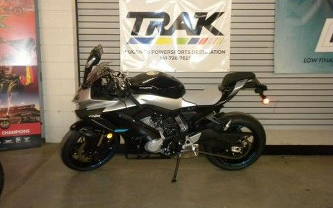 2026 CFMOTO 675SS