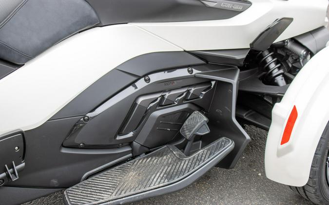 2026 CAN-AM SPYDER RT SEA-TO-SKY