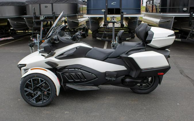 2026 CAN-AM SPYDER RT SEA-TO-SKY