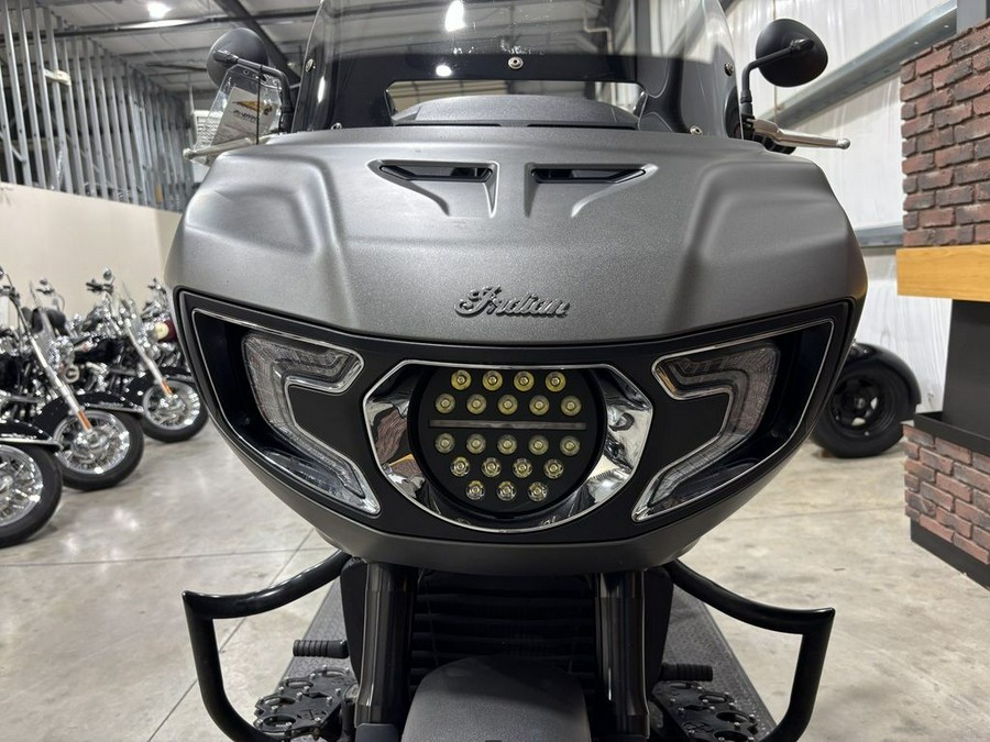 2022 Indian Motorcycle® Challenger® Titanium Smoke