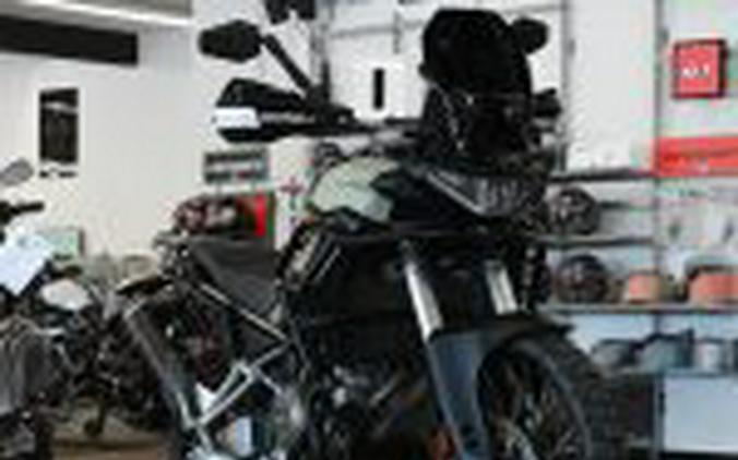 2022 Aprilia Tuareg 660