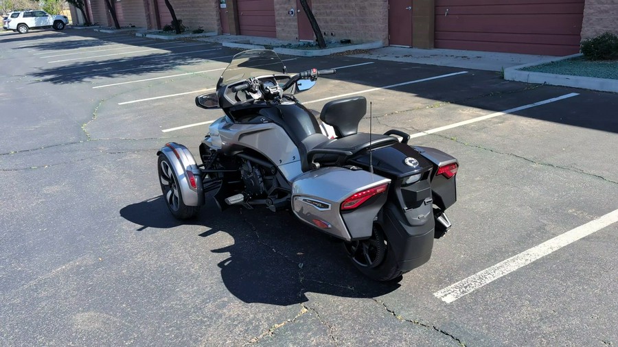 2017 Can-Am® Spyder® F3-T 6-Speed Semi-Automatic (SE6)