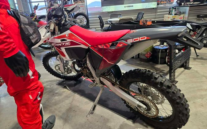 2025 Fantic Bikes XE300