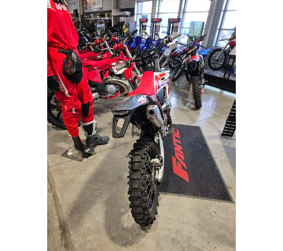 2025 Fantic Bikes XE300