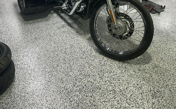 2009 Harley-Davidson Sportster® 1200 Custom