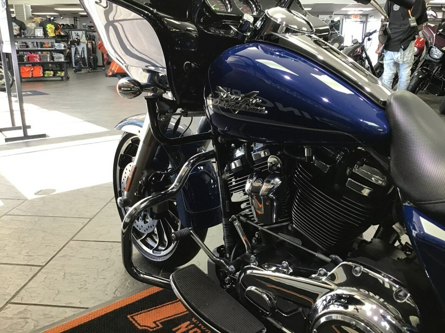2023 Harley-Davidson® Road Glide® 3 Bright Billiard Blue