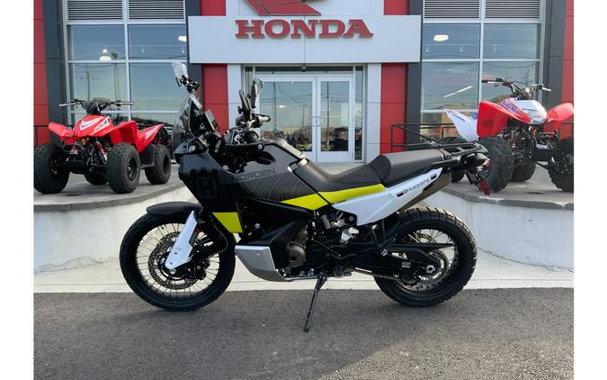 2023 NORDEN 901 - Husqvarna Motorcycles