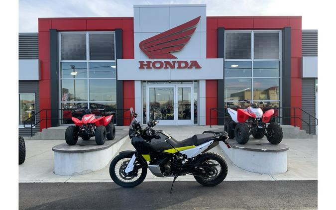 2023 Husqvarna Motorcycles NORDEN 901