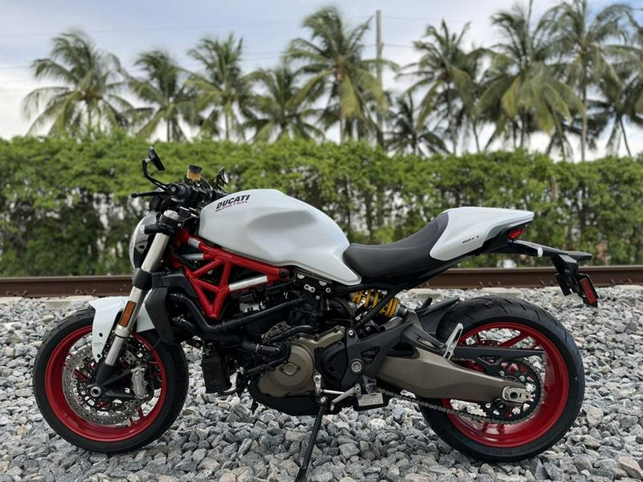 2016 Ducati Monster 821 Star White Silk