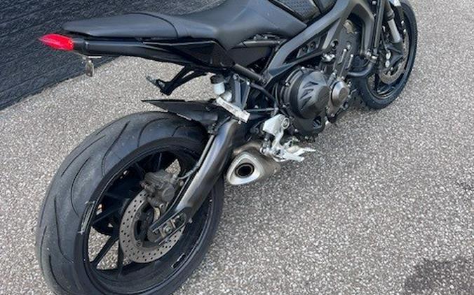 2016 Yamaha FZ-09