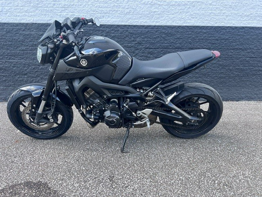 2016 Yamaha FZ-09