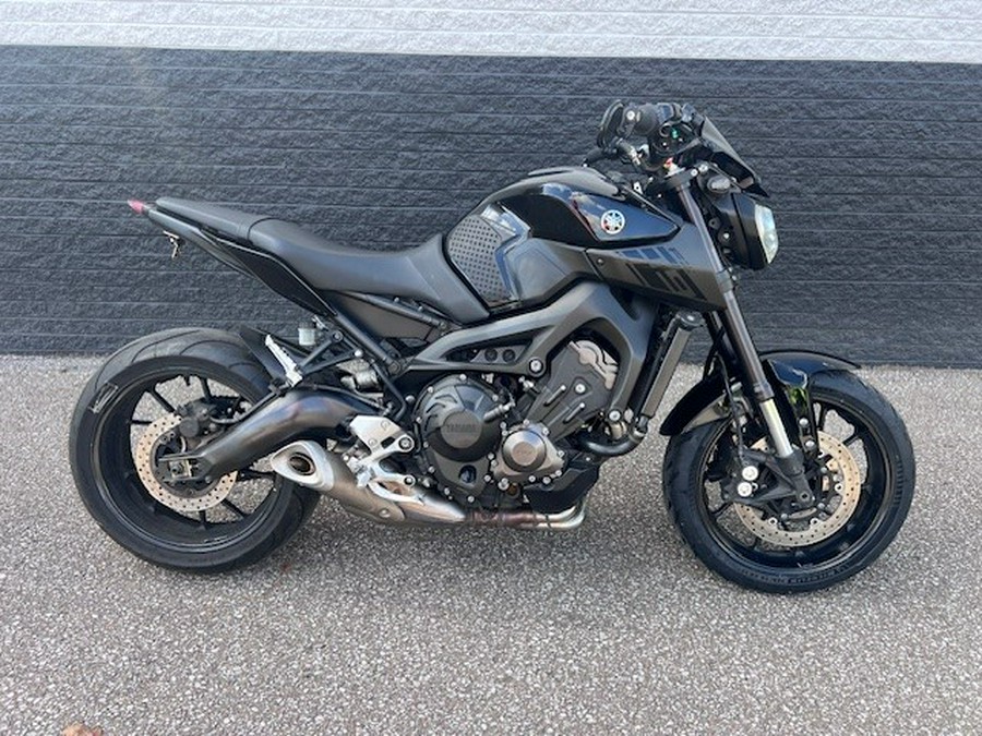 2016 Yamaha FZ-09