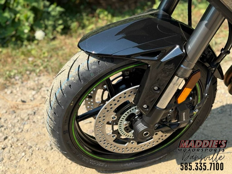 2025 Kawasaki Versys 1100 SE LT ABS