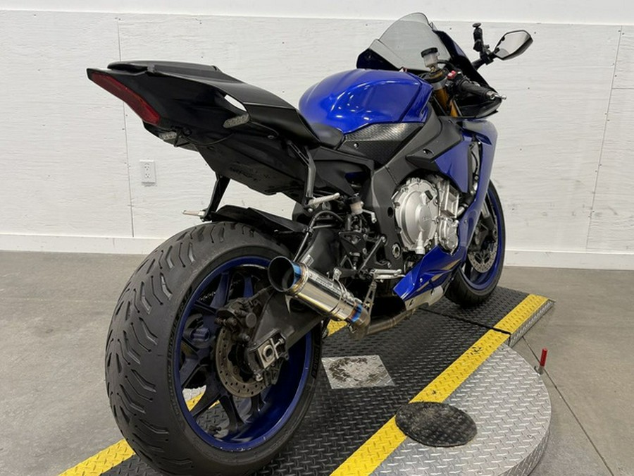 2015 Yamaha YZF R1