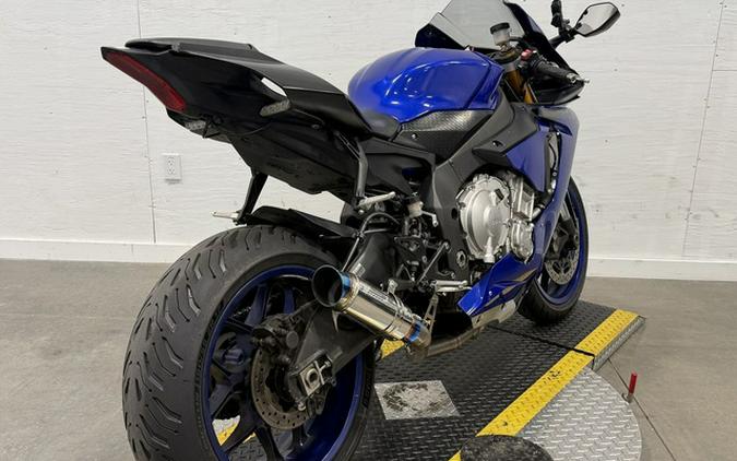 2015 Yamaha YZF R1
