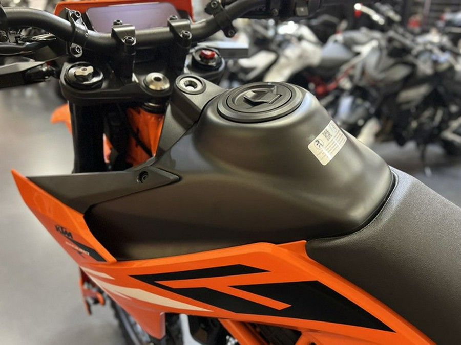 2026 KTM Enduro 390 R