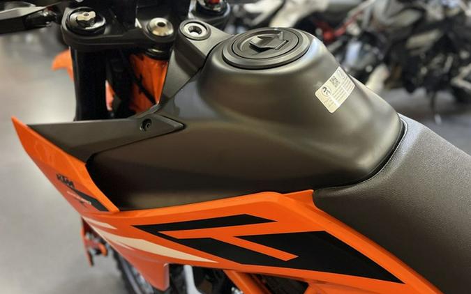2026 KTM Enduro 390 R