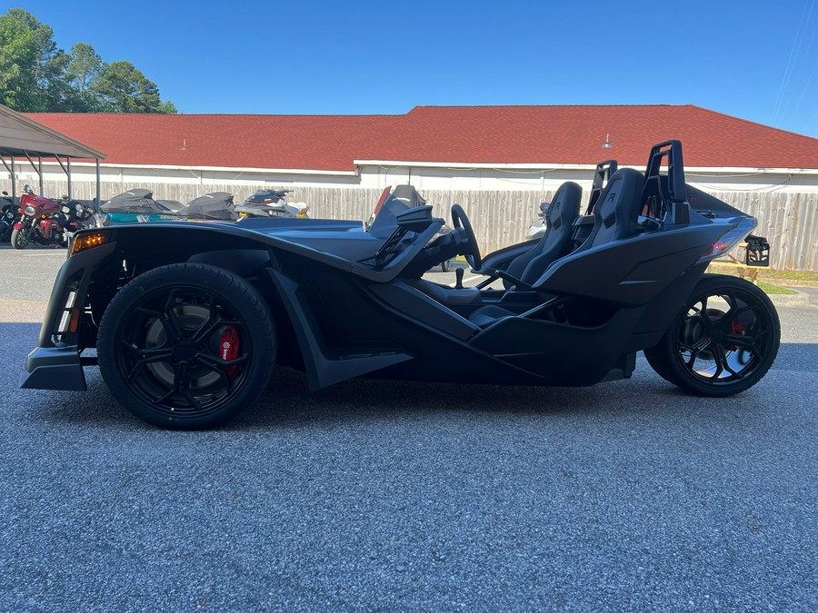 2026 Polaris Slingshot® R Manual