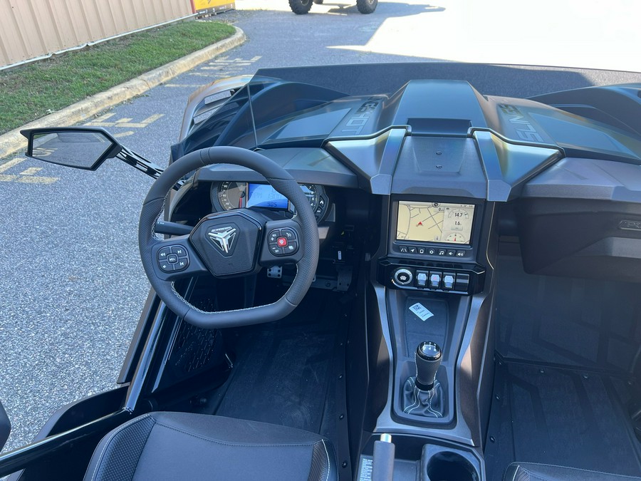 2026 Polaris Slingshot® R Manual