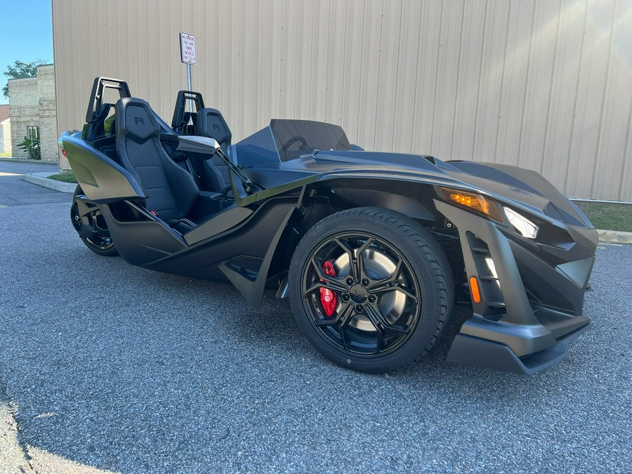 2026 Polaris Slingshot® R Manual