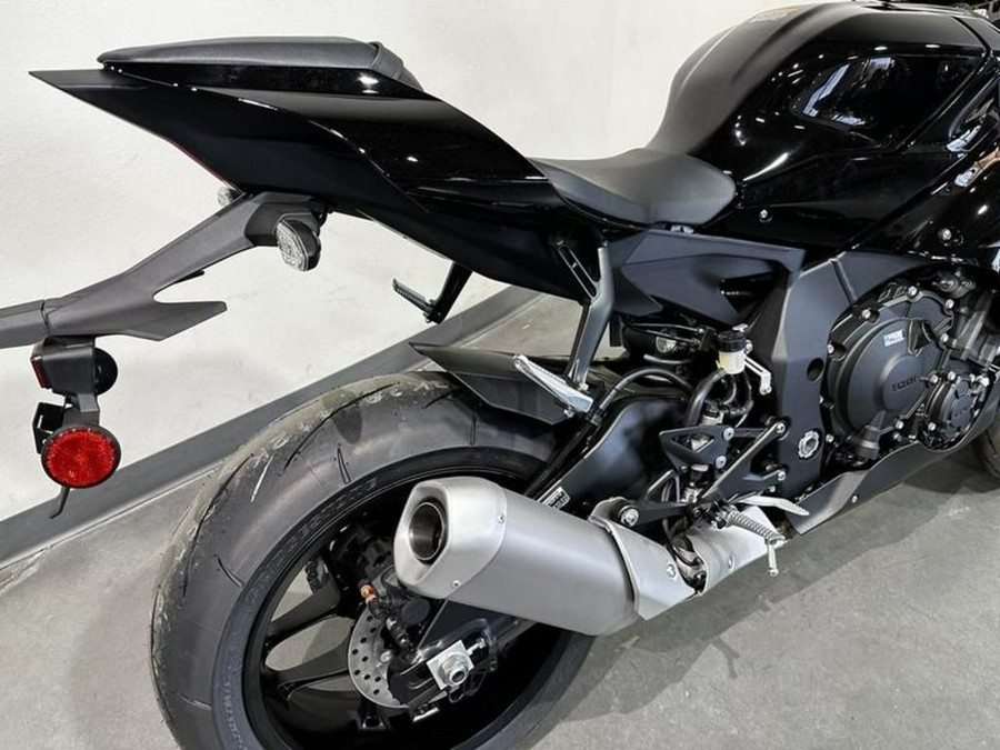 2024 Yamaha YZF-R1